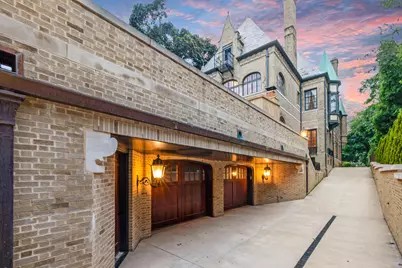 3266 N Lake Dr, Milwaukee, WI 53211 - Photo 44