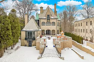 3266 N Lake Dr, Milwaukee, WI 53211 - Photo 50