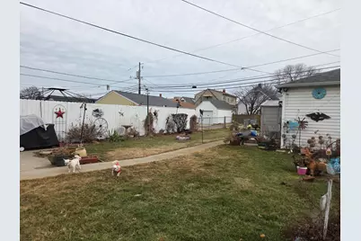 3346 S 20th St, Milwaukee, WI 53215 - Photo 20