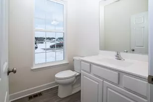 402 Manchester Dr, Williams Bay, WI 53191 - Photo 32