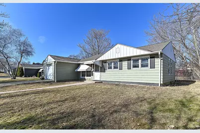 6402 W Bennett Ave, Milwaukee, WI 53219 - Photo 2