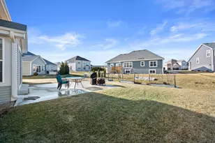 W153N4899 Orchid Cir, Menomonee Falls, WI 53051 - Photo 4