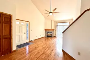 14305 W Lenox Dr, New Berlin, WI 53151 - Photo 8