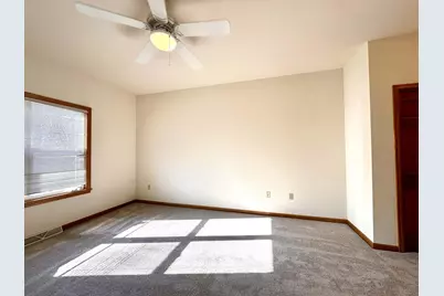 14305 W Lenox Dr, New Berlin, WI 53151 - Photo 20