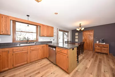 1336  Sumac Ct, Port Washington, WI 53074 - Photo 10