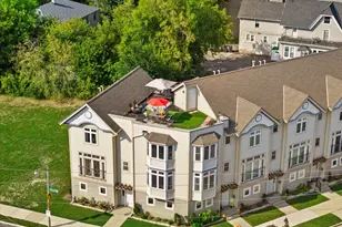 2009 N Cambridge Ave, Milwaukee, WI 53202 - Photo 2