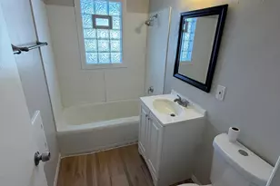 4334 W Eggert Pl., Milwaukee, WI 53218 - Photo 6