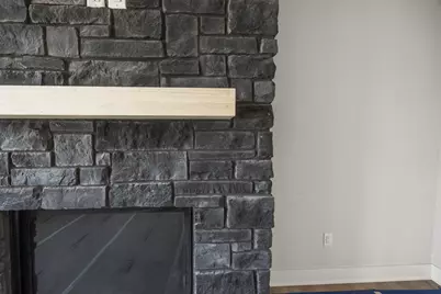 W198N4901  Hickory St, Menomonee Falls, WI 53051 - Photo 30