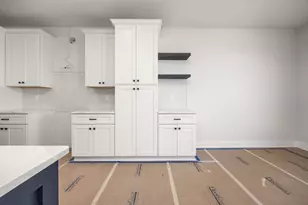 W198N4901 Hickory St, Menomonee Falls, WI 53051 - Photo 4