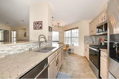 9128 W Elm Ct #F, Franklin, WI 53132 - Photo 12