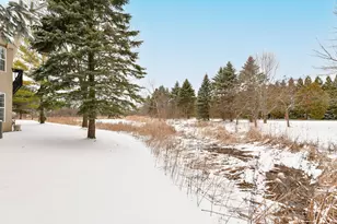 9128 W Elm Ct, Franklin, WI 53132 - Photo 34