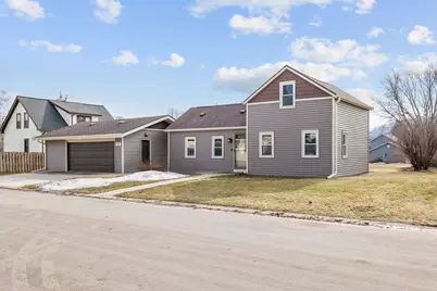 115 E Barrett St, Glenbeulah, WI 53023 - Photo 1