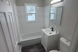 4340 W Eggert Pl., Milwaukee, WI 53218 - Photo 8