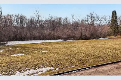 8621 W Midland Dr, Greendale, WI 53129 - Photo 10