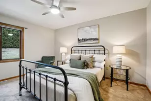 210 Hartford Square, Hartford, WI 53027 - Photo 10