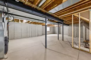 2264 Ravenswood Rd, Burlington, WI 53105 - Photo 38