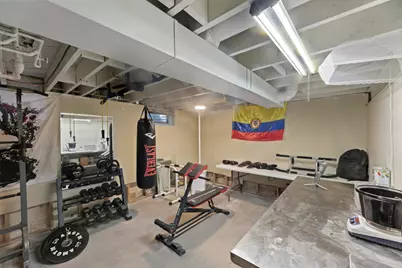 4637 N 101st St, Wauwatosa, WI 53225 - Photo 34