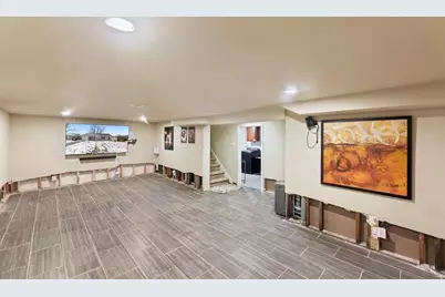 4637 N 101st St, Wauwatosa, WI 53225 - Photo 26