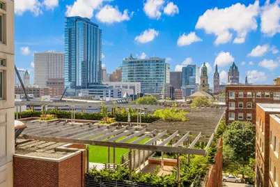 825 N Prospect Ave #701, Milwaukee, WI 53202 - Photo 18