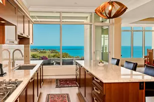 825 N Prospect Ave, Milwaukee, WI 53202 - Photo 8