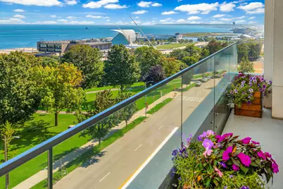 825 N Prospect Ave #701, Milwaukee, WI 53202 - Photo 10