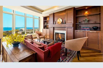 825 N Prospect Ave #701, Milwaukee, WI 53202 - Photo 2