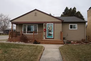 604 N 27th St, Sheboygan, WI 53081 - Photo 1