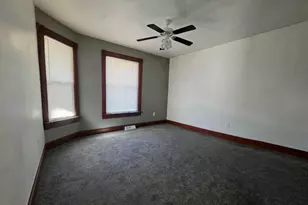 1801 N Wisconsin St, Racine, WI 53402 - Photo 6