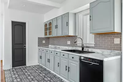 1412  Adams St, La Crosse, WI 54601 - Photo 14