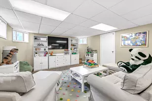 806 E Beaumont Ave, Whitefish Bay, WI 53217 - Photo 34