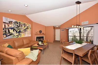 1600 W Green Tree Rd #302, Glendale, WI 53209 - Photo 10