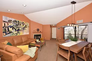 1600 W Green Tree Rd, Glendale, WI 53209 - Photo 10