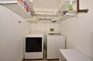 1600 W Green Tree Rd, Glendale, WI 53209 - Photo 8