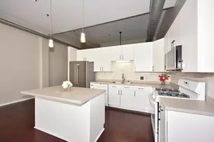 1924 N Hubbard St, Milwaukee, WI 53212 - Photo 10