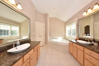 5255 W Princeton Dr, Franklin, WI 53132 - Photo 30