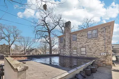 4703 W Jackson Park Dr, Milwaukee, WI 53219 - Photo 6