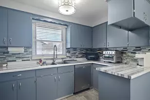 8409 27th Ave, Kenosha, WI 53143 - Photo 6