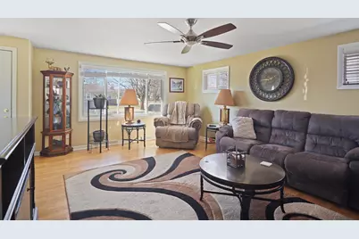 8409  27th Ave, Kenosha, WI 53143 - Photo 12