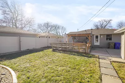 8409  27th Ave, Kenosha, WI 53143 - Photo 38