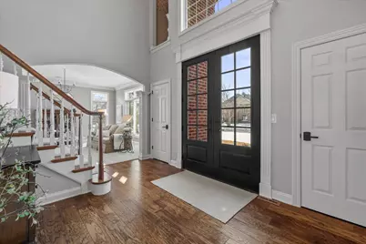 1810 E Bristlecone Dr, Hartland, WI 53029 - Photo 6