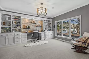 1810 E Bristlecone Dr, Hartland, WI 53029 - Photo 34