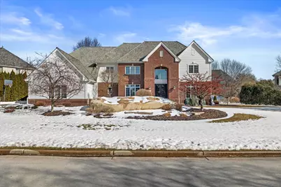 1810 E Bristlecone Dr, Hartland, WI 53029 - Photo 86