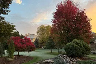 1810 E Bristlecone Dr, Hartland, WI 53029 - Photo 78