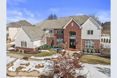 1810 E Bristlecone Dr, Hartland, WI 53029 - Photo 82