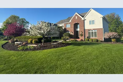 1810 E Bristlecone Dr, Hartland, WI 53029 - Photo 76