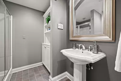 1810 E Bristlecone Dr, Hartland, WI 53029 - Photo 54