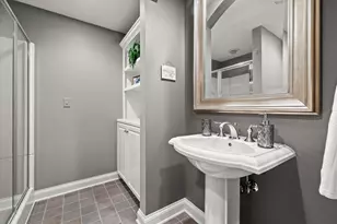 1810 E Bristlecone Dr, Hartland, WI 53029 - Photo 54