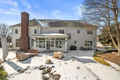 1810 E Bristlecone Dr, Hartland, WI 53029 - Photo 88