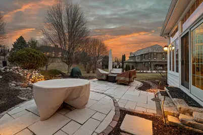 1810 E Bristlecone Dr, Hartland, WI 53029 - Photo 108