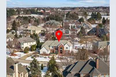 1810 E Bristlecone Dr, Hartland, WI 53029 - Photo 84